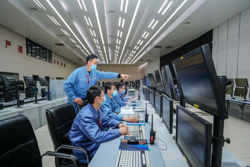 新華全媒+ | 智能巡檢、智慧施工、智控工廠——記者實地探訪5G+工業互聯網應用成效